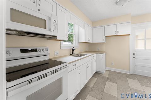 Tiny photo for 702 Daingerfield Street, Tappahannock, VA 22560 (MLS # 2617842)