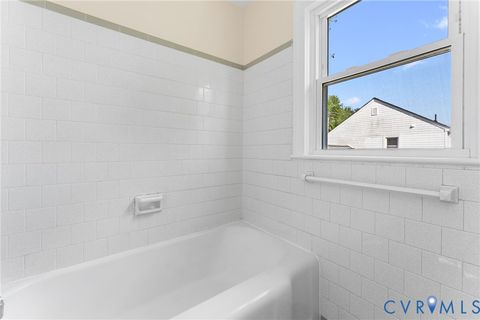 Tiny photo for 702 Daingerfield Street, Tappahannock, VA 22560 (MLS # 2617842)