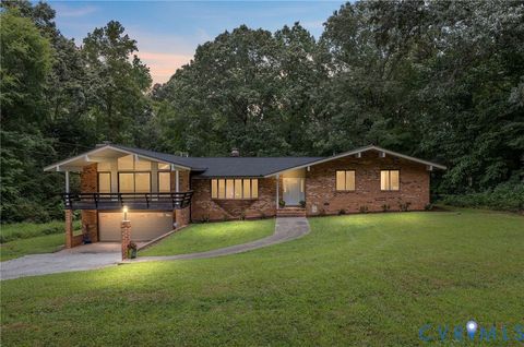 Photo of 7811 Dash Lane, Jetersville, VA 23083 (MLS # 2523363)