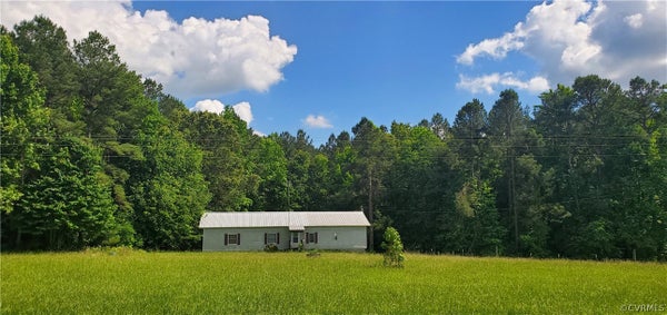 2564 REEDY BRANCH RD, KENBRIDGE, VA 23944 - Image f622020e473b3d1f58b171f1d3eb335b/3265369326