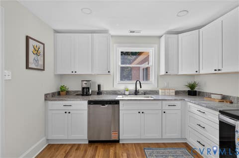 Tiny photo for 3054 Dupont Avenue, Ampthill, VA 23234 (MLS # 2622804)