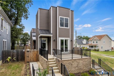 Photo of 1703 Maury Street, Richmond, VA 23224 (MLS # 2607405)