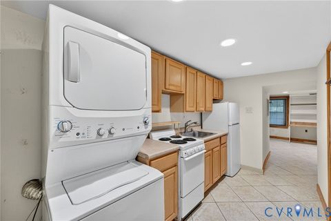 Tiny photo for 2513 E Grace Street, Richmond, VA 23223 (MLS # 2609880)