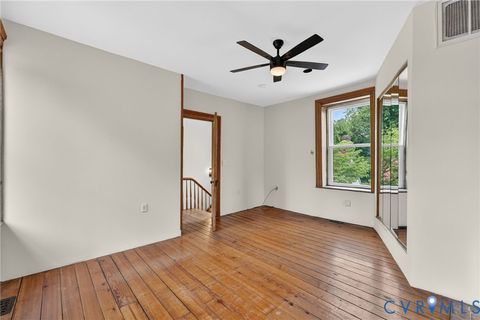 Tiny photo for 2513 E Grace Street, Richmond, VA 23223 (MLS # 2609880)