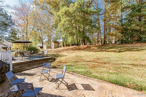 A home in Colonial Heights