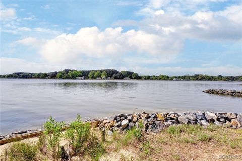 Tiny photo for 5556 Roanes Wharf Road, Gloucester, VA 23061 (MLS # 2510810)