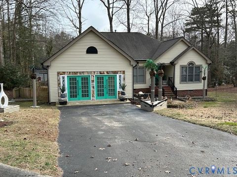 Photo of 6005 Hidden Arbor Place, Chester, VA 23831 (MLS # 2604486)