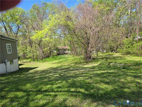 Photo of 0 S Bridge Street, Farmville, VA 23901 (MLS # 2609975)