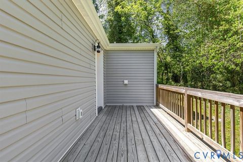 Tiny photo for 660 Johns Neck Road, Weems, VA 22576 (MLS # 2610804)