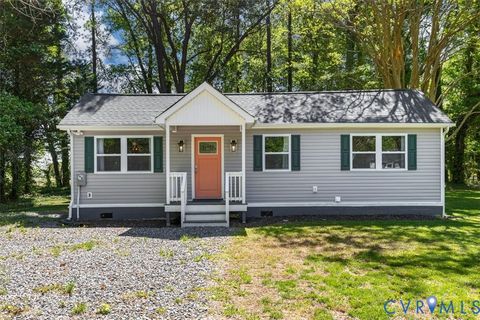 Tiny photo for 660 Johns Neck Road, Weems, VA 22576 (MLS # 2610804)