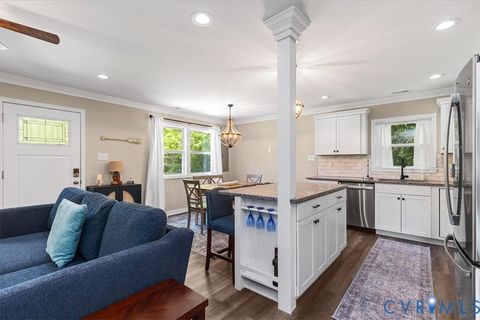 Tiny photo for 660 Johns Neck Road, Weems, VA 22576 (MLS # 2610804)