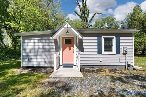 Tiny photo for 660 Johns Neck Road, Weems, VA 22576 (MLS # 2610804)