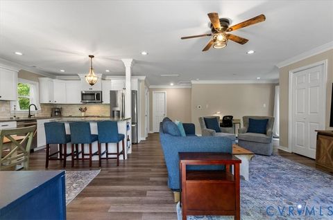 Tiny photo for 660 Johns Neck Road, Weems, VA 22576 (MLS # 2610804)