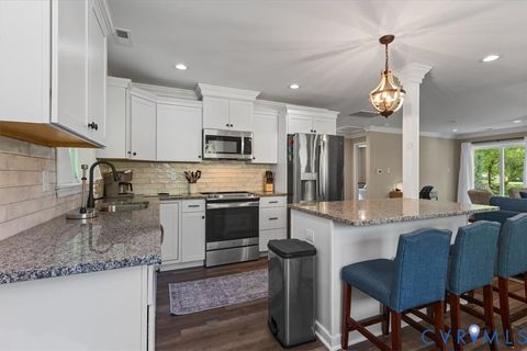 Tiny photo for 660 Johns Neck Road, Weems, VA 22576 (MLS # 2610804)