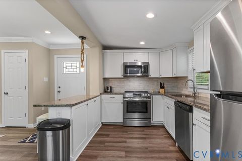 Tiny photo for 660 Johns Neck Road, Weems, VA 22576 (MLS # 2610804)