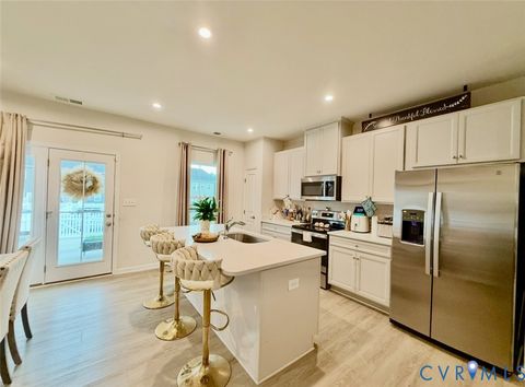 Tiny photo for 2007 Turtle Parkway, Henrico, VA 23150 (MLS # 2530725)