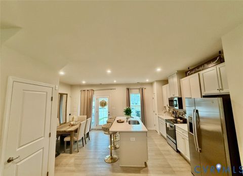 Tiny photo for 2007 Turtle Parkway, Henrico, VA 23150 (MLS # 2530725)