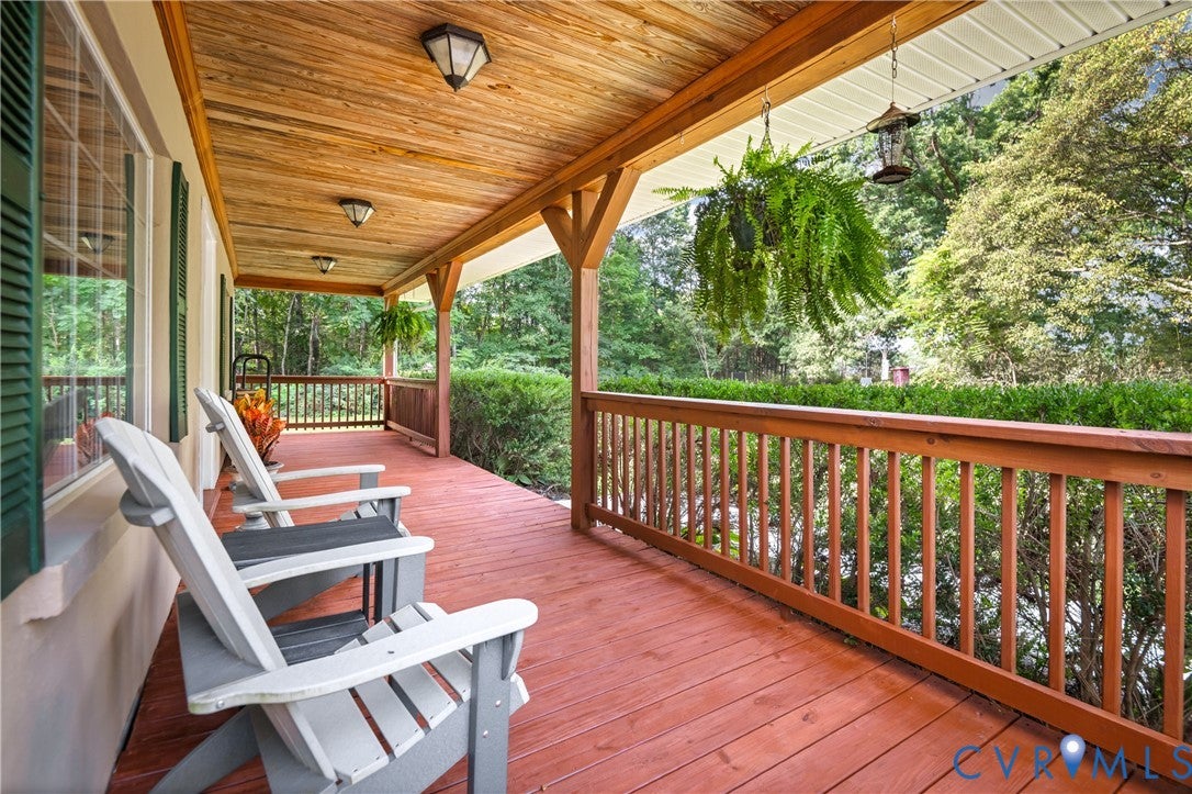 128 High Rock Road
