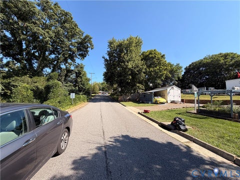 Tiny photo for 910 Askin Street, Martinsville, VA 24112 (MLS # 2626834)
