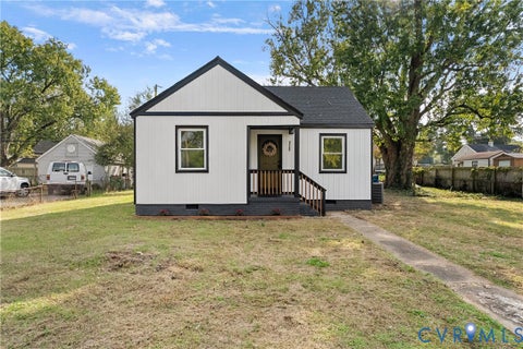 Photo of 3207 Winchester Street, Henrico, VA 23231 (MLS # 2628284)