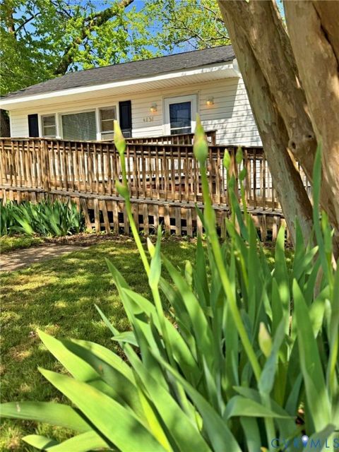 Tiny photo for 4838 Stanley Drive, North Chesterfield, VA 23234 (MLS # 2608964)