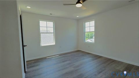 Tiny photo for 330 Mars St, Petersburg, VA 23803 (MLS # 2616354)