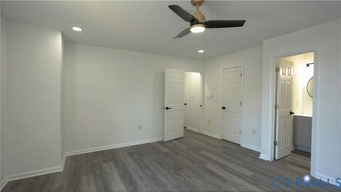Tiny photo for 330 Mars St, Petersburg, VA 23803 (MLS # 2616354)
