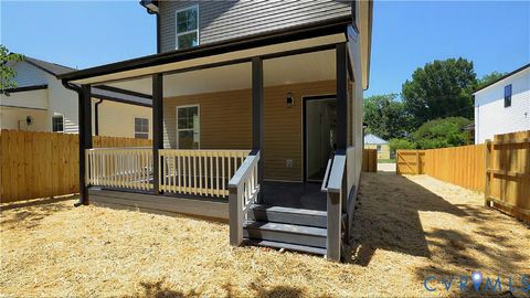 Tiny photo for 330 Mars St, Petersburg, VA 23803 (MLS # 2616354)
