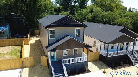 Tiny photo for 330 Mars St, Petersburg, VA 23803 (MLS # 2616354)