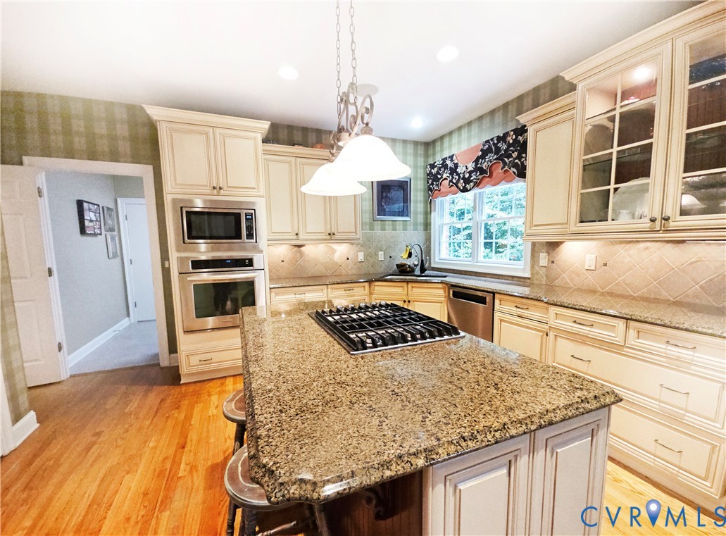 4068 Powhatan Secondary