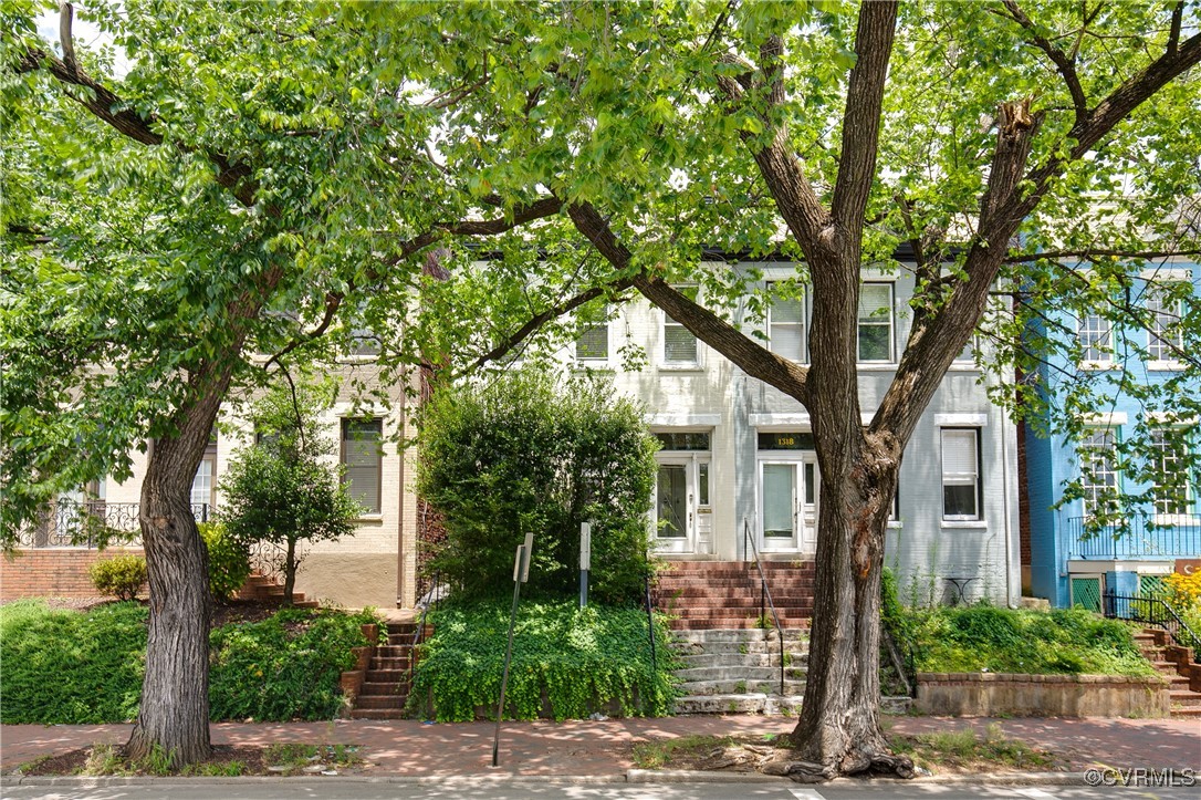 1320 W Main Street