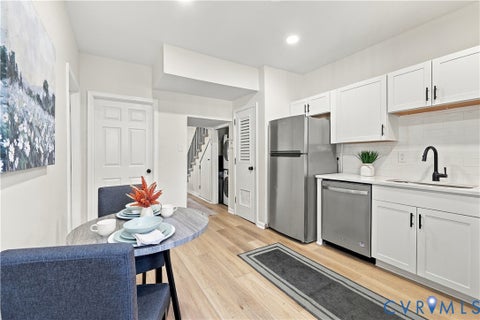 Tiny photo for 521 Catherine Street, Richmond, VA 23220 (MLS # 2627815)