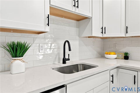 Tiny photo for 521 Catherine Street, Richmond, VA 23220 (MLS # 2627815)