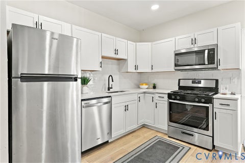 Tiny photo for 521 Catherine Street, Richmond, VA 23220 (MLS # 2627815)