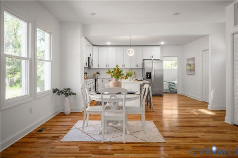 Tiny photo for 665 Pegram Street, Petersburg, VA 23803 (MLS # 2611151)