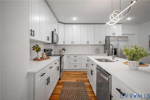 Tiny photo for 665 Pegram Street, Petersburg, VA 23803 (MLS # 2611151)