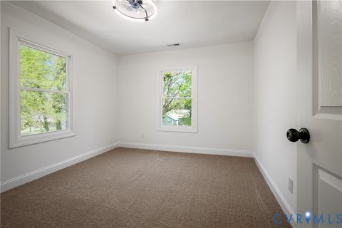 Tiny photo for 665 Pegram Street, Petersburg, VA 23803 (MLS # 2611151)