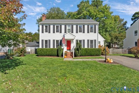Photo of 9626 Wendhurst Drive, Glen Allen, VA 23060 (MLS # 2527691)