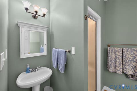 Tiny photo for 12320 Bradford Landing Way, Glen Allen, VA 23059 (MLS # 2621295)