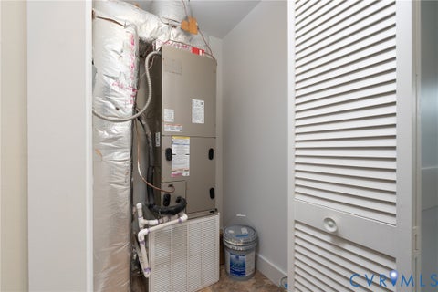 Tiny photo for 404 S Harrison Street, Richmond, VA 23220 (MLS # 2621378)