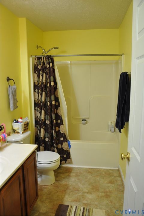 Tiny photo for 10621 Gallant Fox Way Way, Ruther Glen, VA 22546 (MLS # 2611731)
