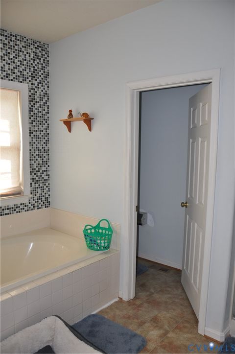 Tiny photo for 10621 Gallant Fox Way Way, Ruther Glen, VA 22546 (MLS # 2611731)