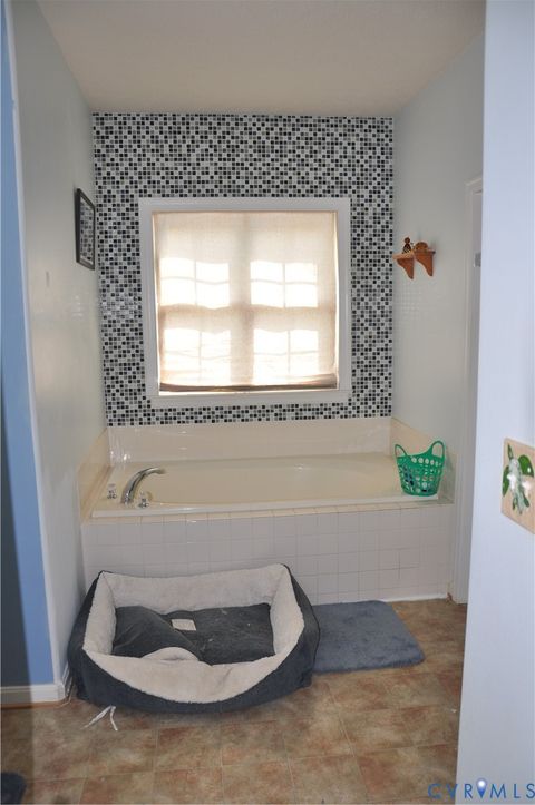 Tiny photo for 10621 Gallant Fox Way Way, Ruther Glen, VA 22546 (MLS # 2611731)