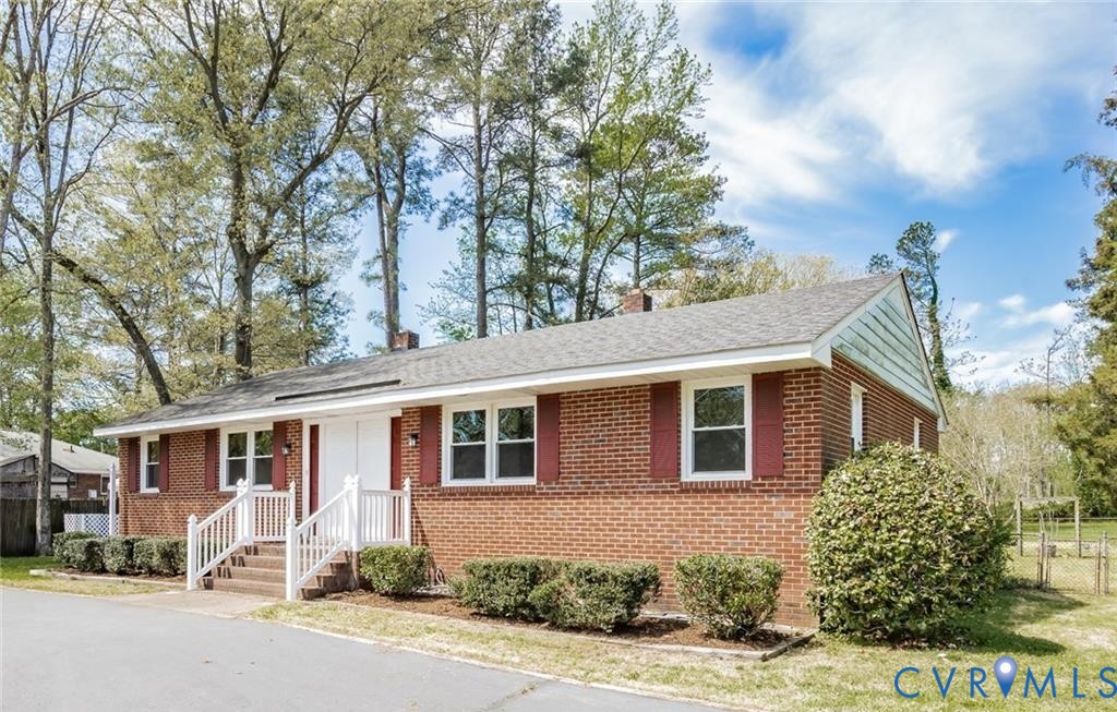 6230 & 6232 Strathmore Road