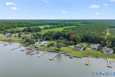 Photo of 186 Summer Breeze Lane, Dunnsville, VA 22454 (MLS # 2622272)