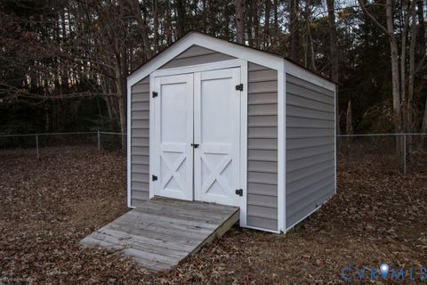 Tiny photo for 337 Lakewood Drive, Petersburg, VA 23805 (MLS # 2602618)