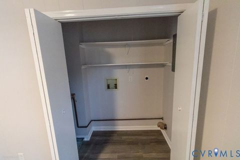 Tiny photo for 337 Lakewood Drive, Petersburg, VA 23805 (MLS # 2602618)