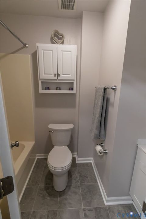Tiny photo for 337 Lakewood Drive, Petersburg, VA 23805 (MLS # 2602618)