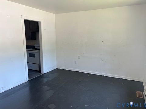 Tiny photo for 8 Gibbons Avenue, Petersburg, VA 23803 (MLS # 2618747)