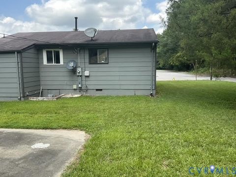 Tiny photo for 8 Gibbons Avenue, Petersburg, VA 23803 (MLS # 2618747)